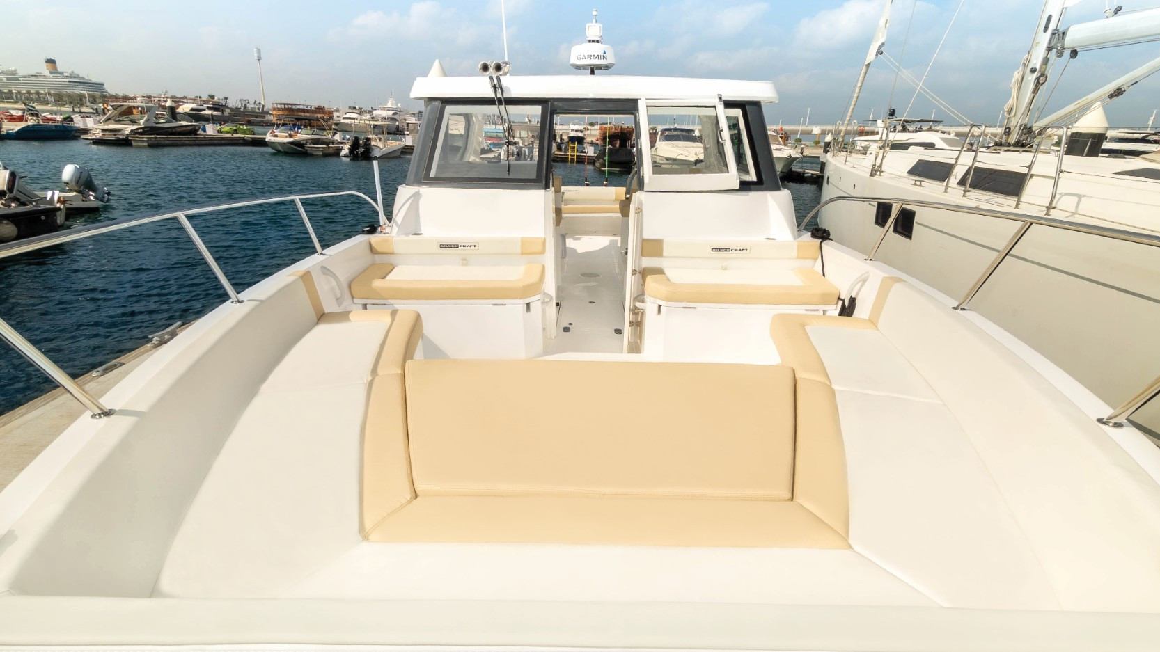 Silver Craft Storm (36 ft) — image 3