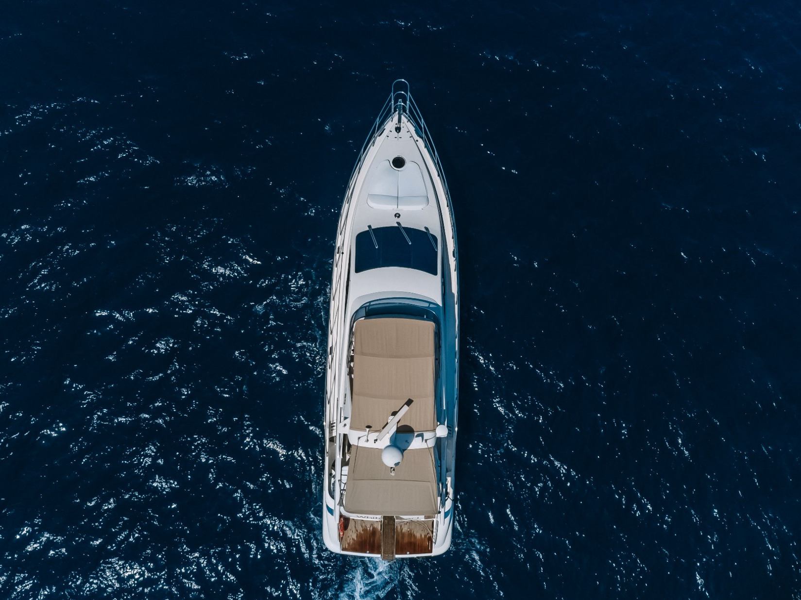 Azimut White Pearl (55 ft) — image 9