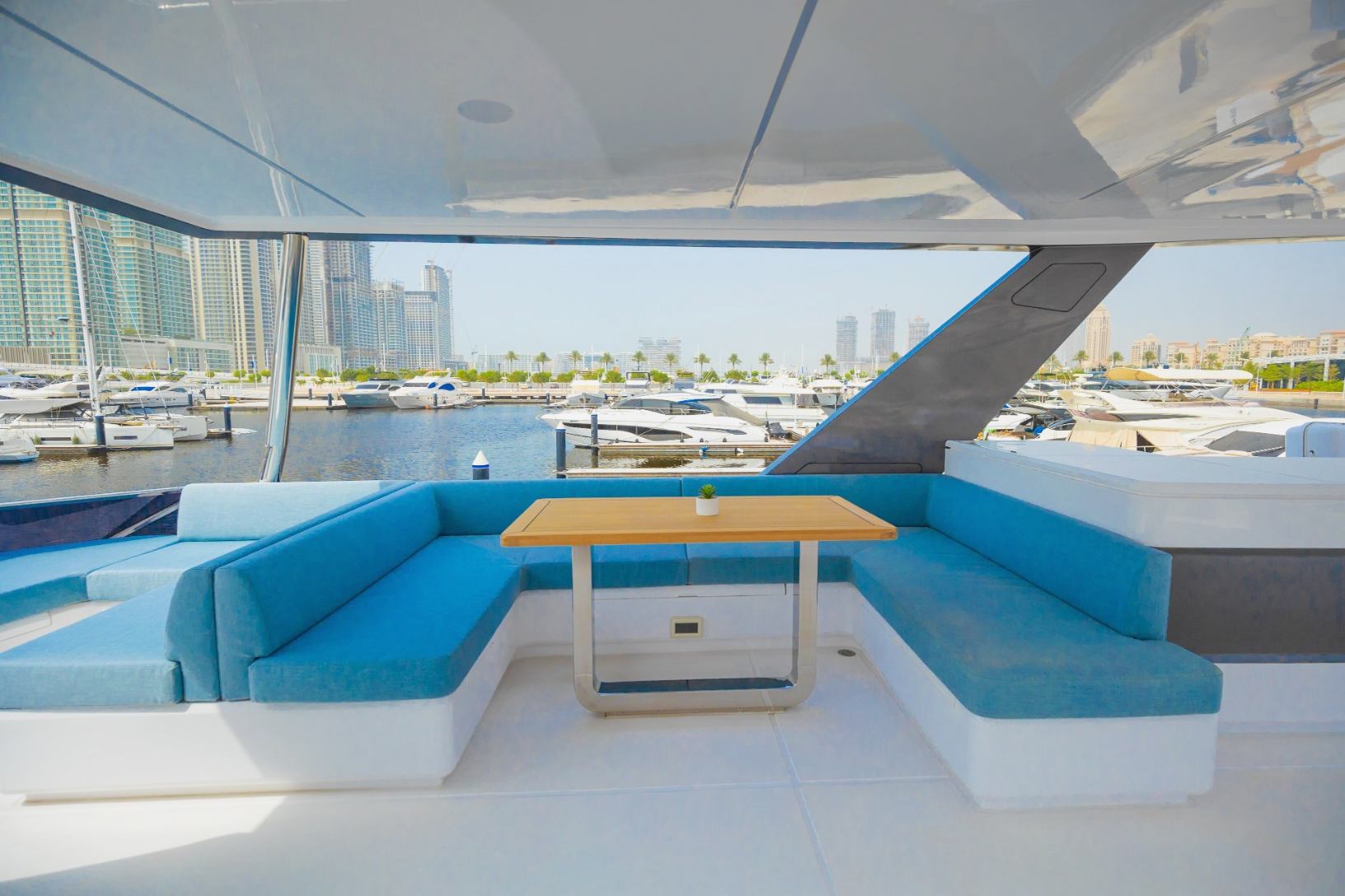 Sky Walker Volare (60 ft) — image 2