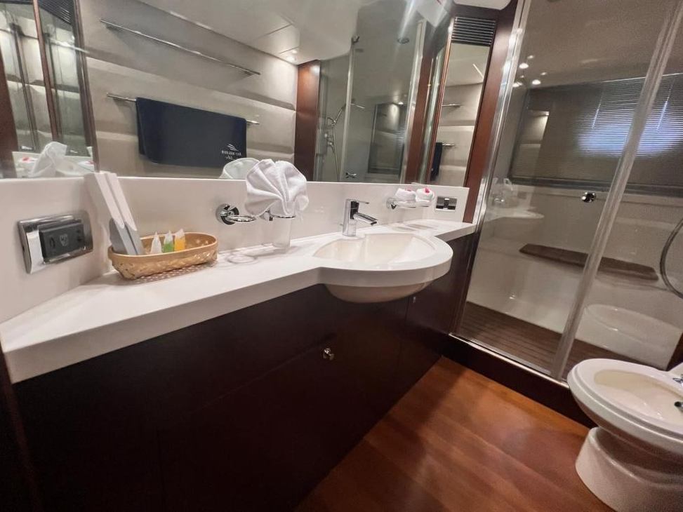 Princess Amotea (72 ft) — image 4