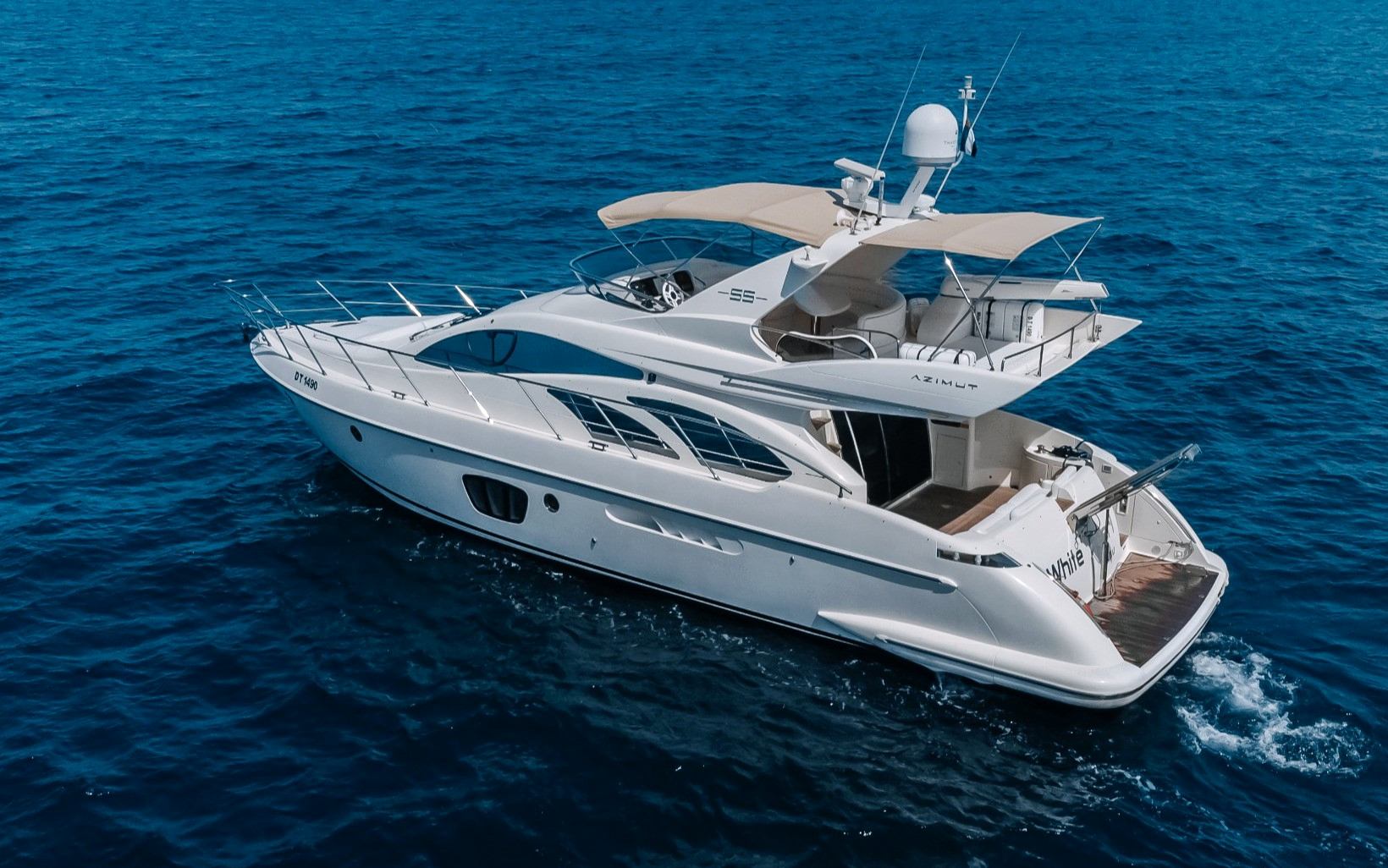 Azimut White Pearl in Dubai, 55 ft