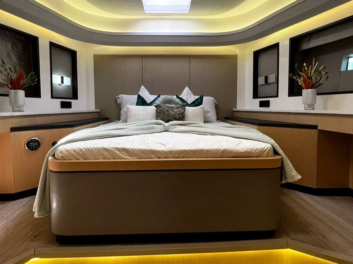 Sky Walker Aura (62 ft) — image 2