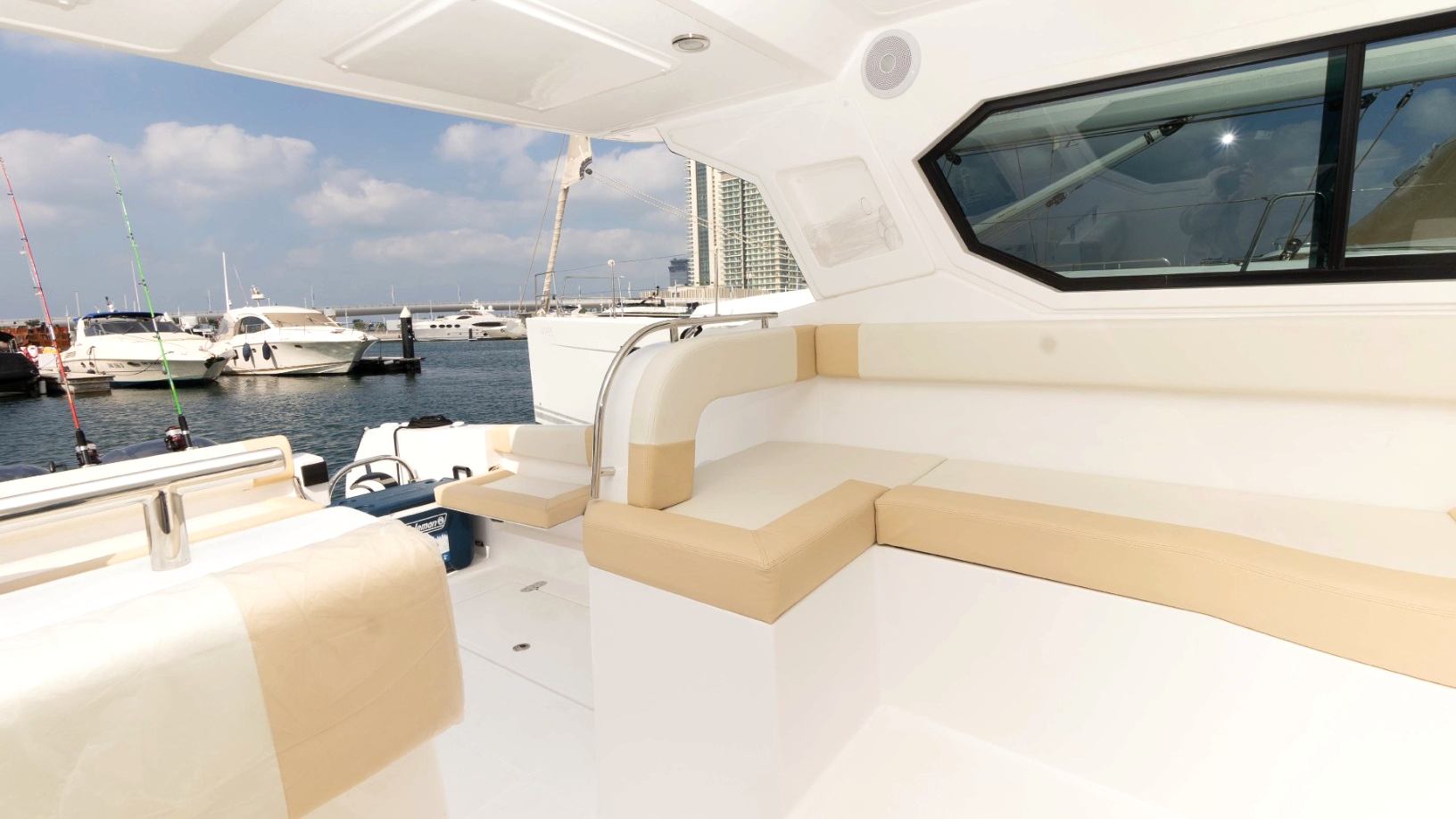 Silver Craft Storm (36 ft) — image 2