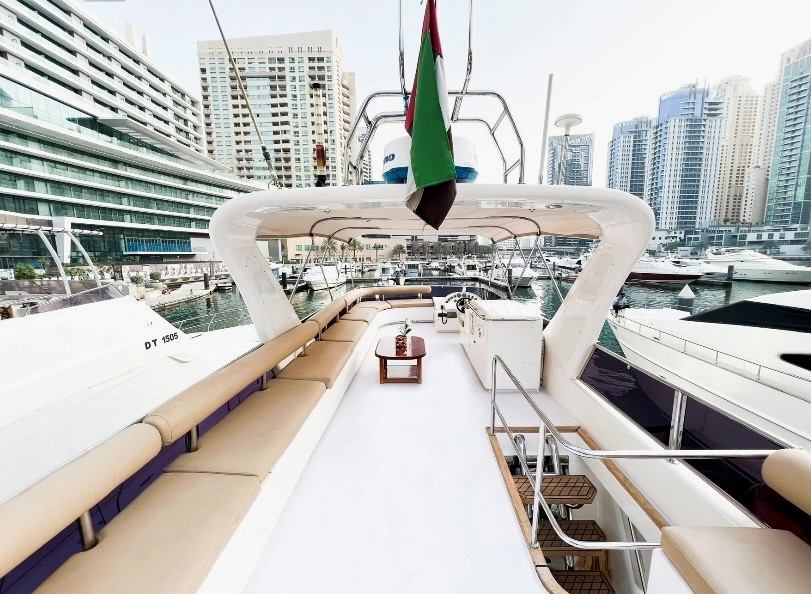 Dubai Marine Tisck (75 ft) — image 5