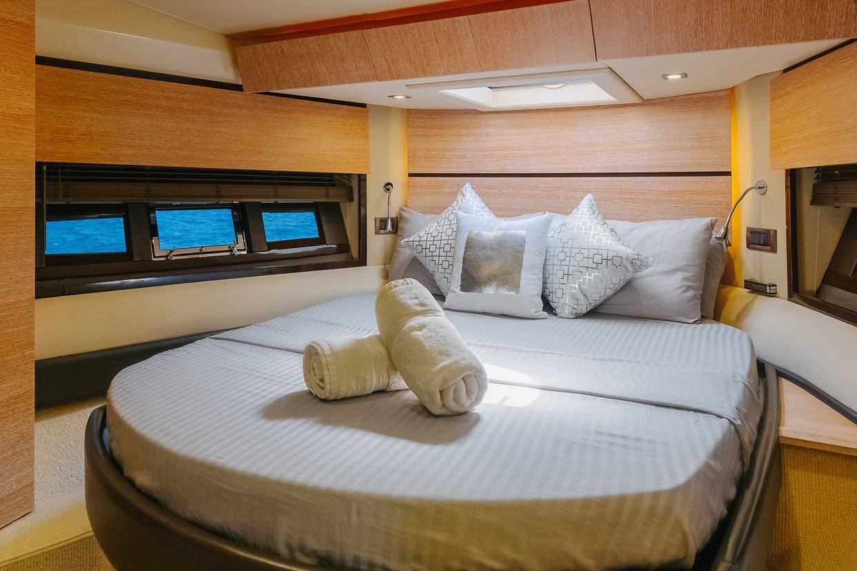 Azimut No Regrets (48 ft) — image 6