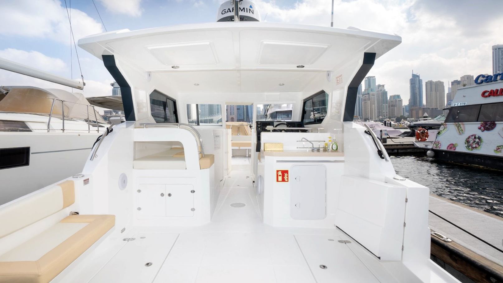 Silver Craft Storm (36 ft) — image 4